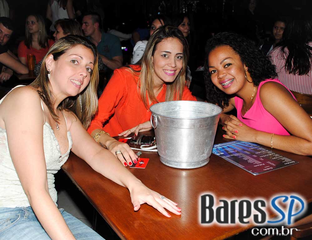 Sertanejo universitário com Rodrigo Rios embalou a noite de sexta-feira do Bar Fidelis Sertanejo universitário com Rodrigo Rios embalou a noite de sexta-feira do Bar Fidelis