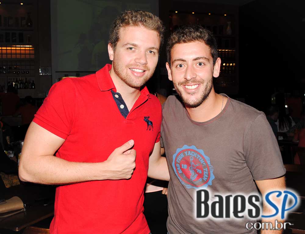 Sertanejo universitário com Rodrigo Rios embalou a noite de sexta-feira do Bar Fidelis Sertanejo universitário com Rodrigo Rios embalou a noite de sexta-feira do Bar Fidelis