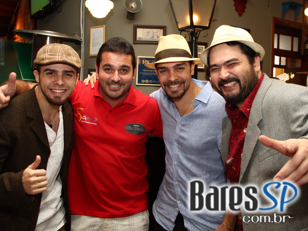 Nova Authoria e grupo Contraste no aniversário de 5 anos do Boteco São Paulo Nova Authoria e grupo Contraste no aniversário de 5 anos do Boteco São Paulo