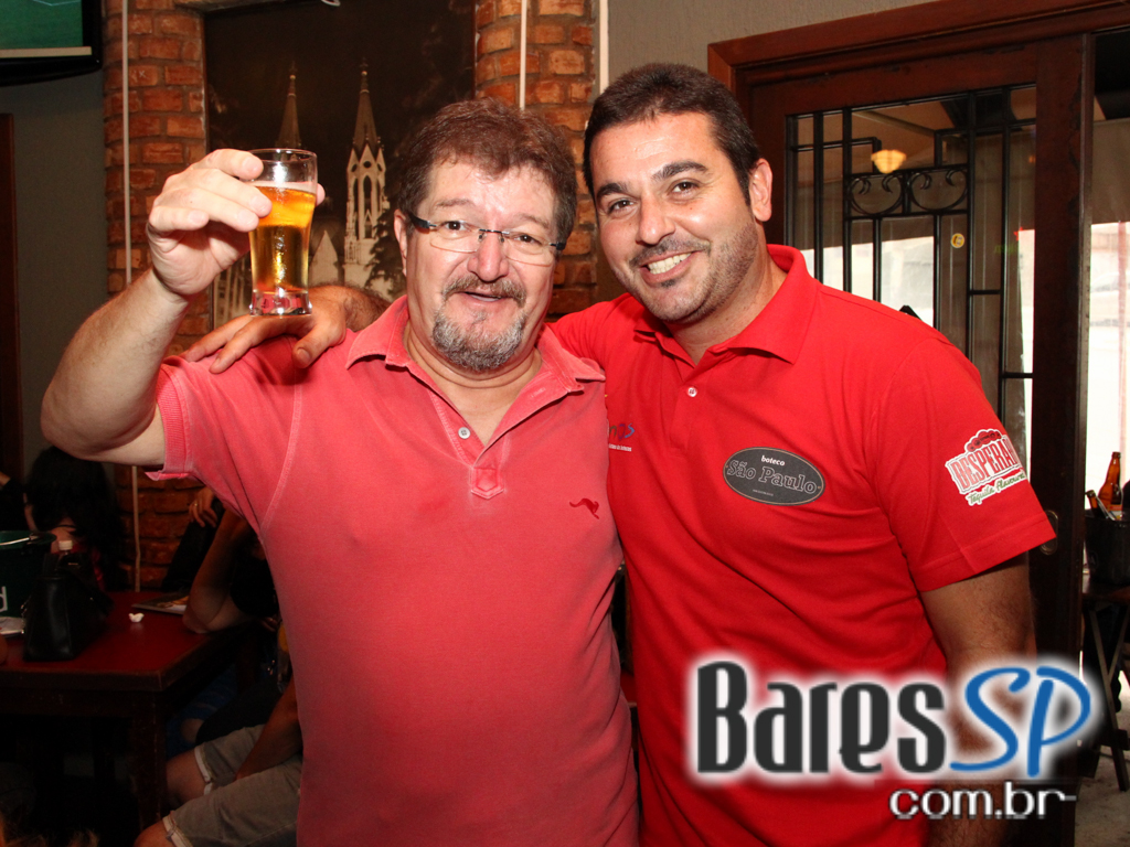 Nova Authoria e grupo Contraste no aniversário de 5 anos do Boteco São Paulo Nova Authoria e grupo Contraste no aniversário de 5 anos do Boteco São Paulo