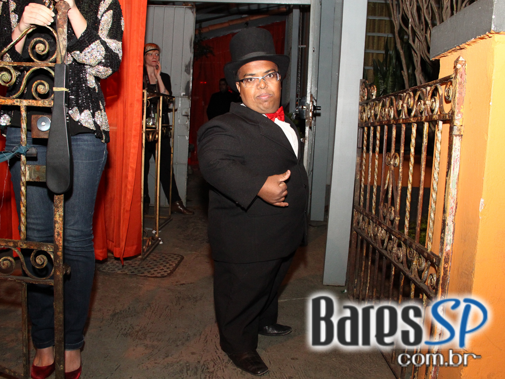 Casa 92 recebeu Festa a Fantasia que embalou a noite de quinta-feira Casa 92 recebeu Festa a Fantasia que embalou a noite de quinta-feira