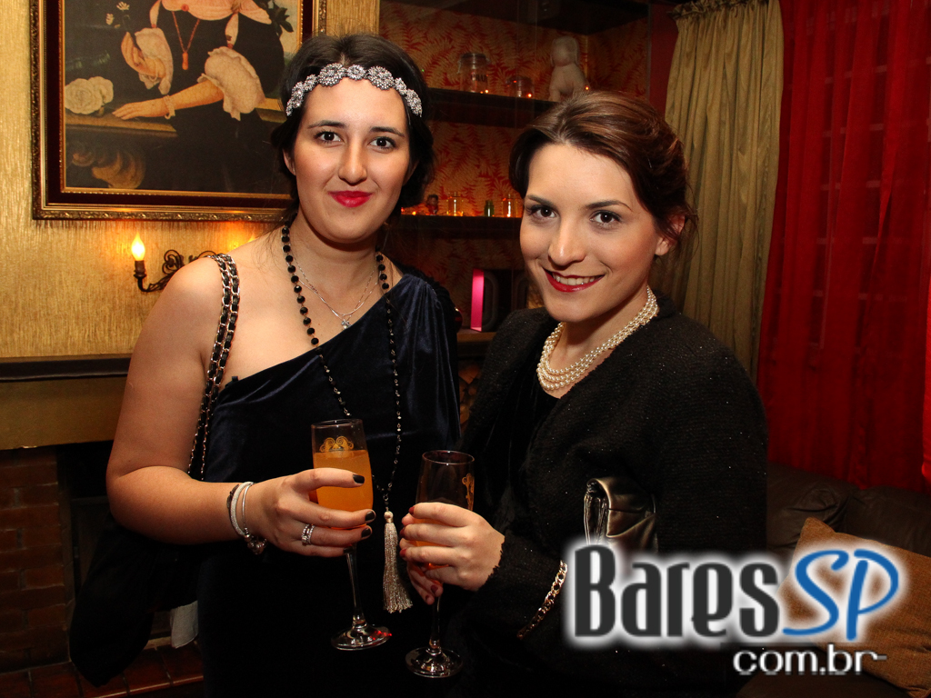 Casa 92 recebeu Festa a Fantasia que embalou a noite de quinta-feira Casa 92 recebeu Festa a Fantasia que embalou a noite de quinta-feira