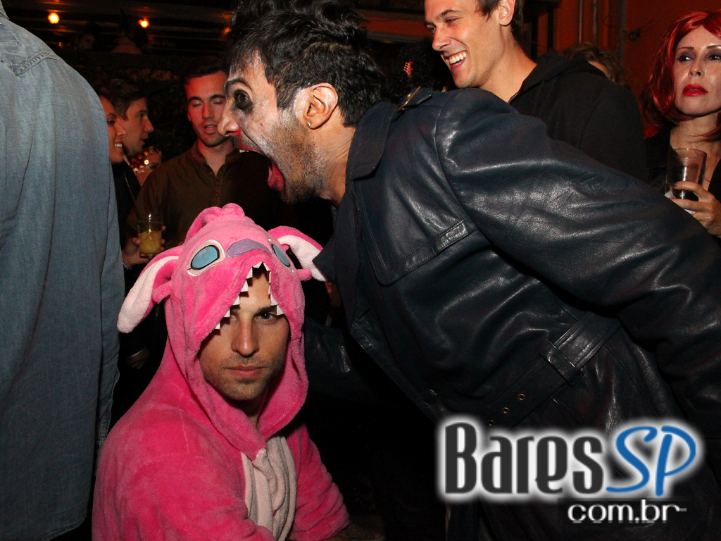 Casa 92 recebeu Festa a Fantasia que embalou a noite de quinta-feira Casa 92 recebeu Festa a Fantasia que embalou a noite de quinta-feira