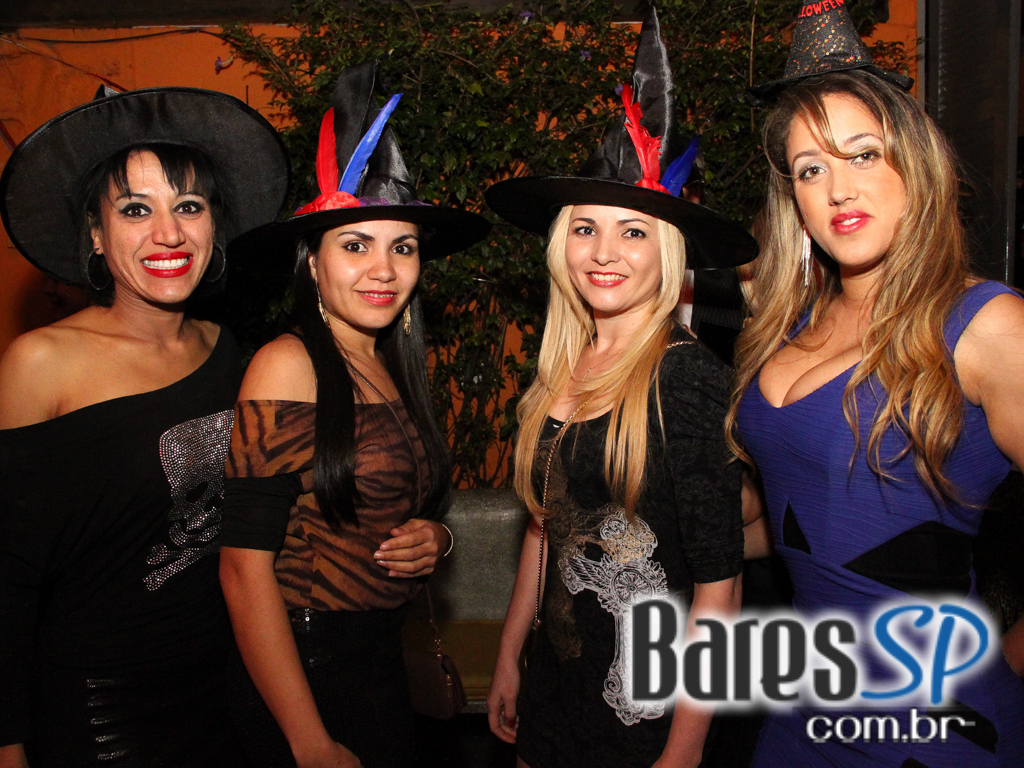 Casa 92 recebeu Festa a Fantasia que embalou a noite de quinta-feira Casa 92 recebeu Festa a Fantasia que embalou a noite de quinta-feira