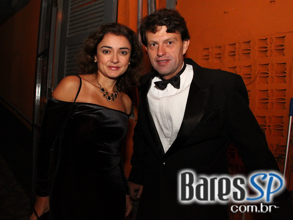 Casa 92 recebeu Festa a Fantasia que embalou a noite de quinta-feira Casa 92 recebeu Festa a Fantasia que embalou a noite de quinta-feira