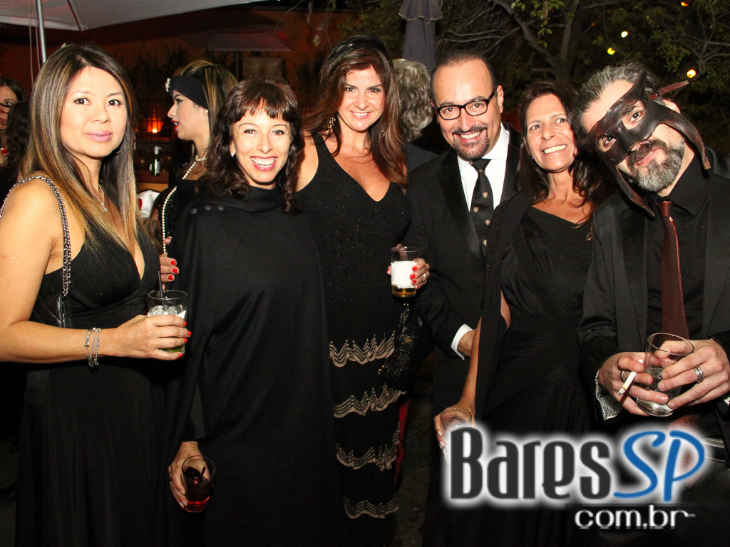 Casa 92 recebeu Festa a Fantasia que embalou a noite de quinta-feira Casa 92 recebeu Festa a Fantasia que embalou a noite de quinta-feira