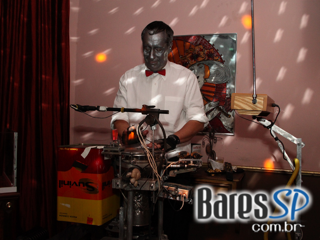 Casa 92 recebeu Festa a Fantasia que embalou a noite de quinta-feira Casa 92 recebeu Festa a Fantasia que embalou a noite de quinta-feira