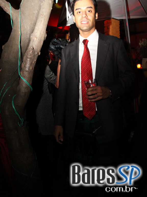 Casa 92 recebeu Festa a Fantasia que embalou a noite de quinta-feira Casa 92 recebeu Festa a Fantasia que embalou a noite de quinta-feira