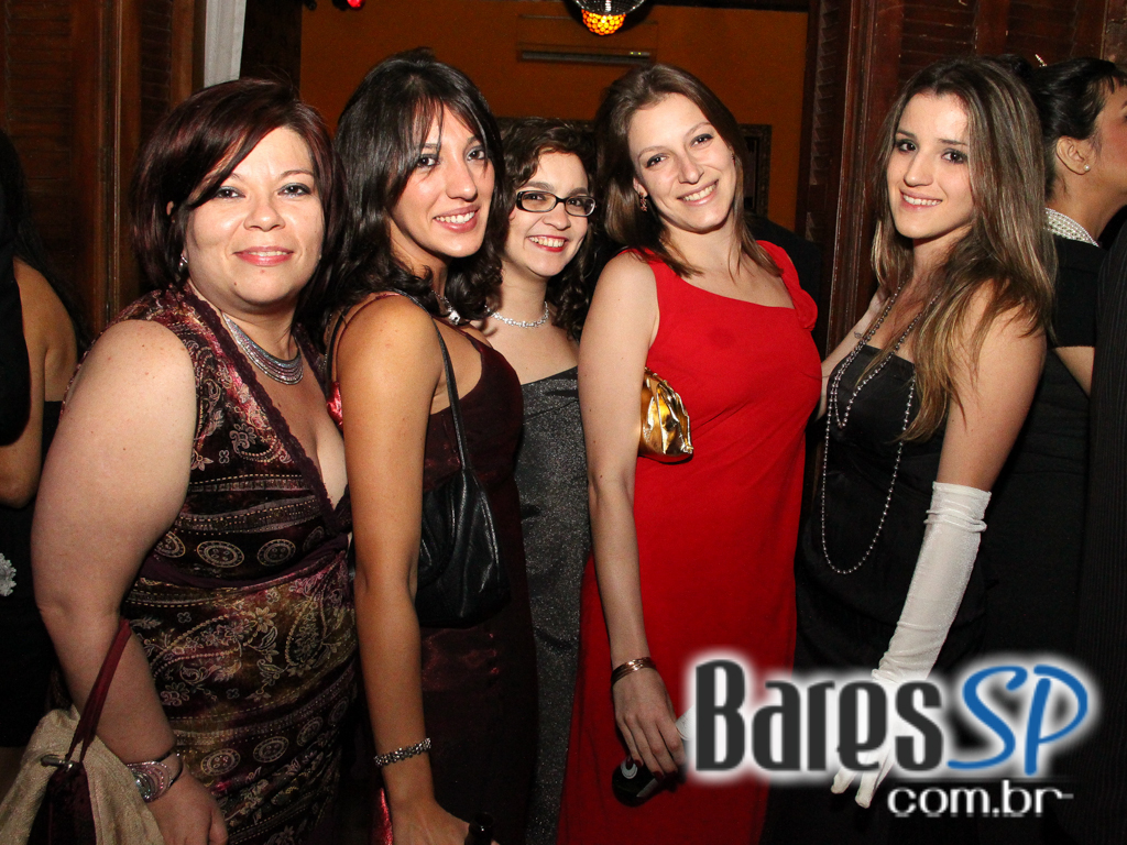 Casa 92 recebeu Festa a Fantasia que embalou a noite de quinta-feira Casa 92 recebeu Festa a Fantasia que embalou a noite de quinta-feira