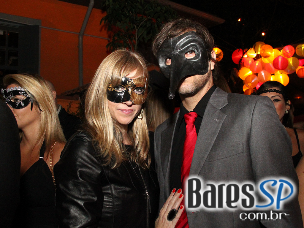 Casa 92 recebeu Festa a Fantasia que embalou a noite de quinta-feira Casa 92 recebeu Festa a Fantasia que embalou a noite de quinta-feira