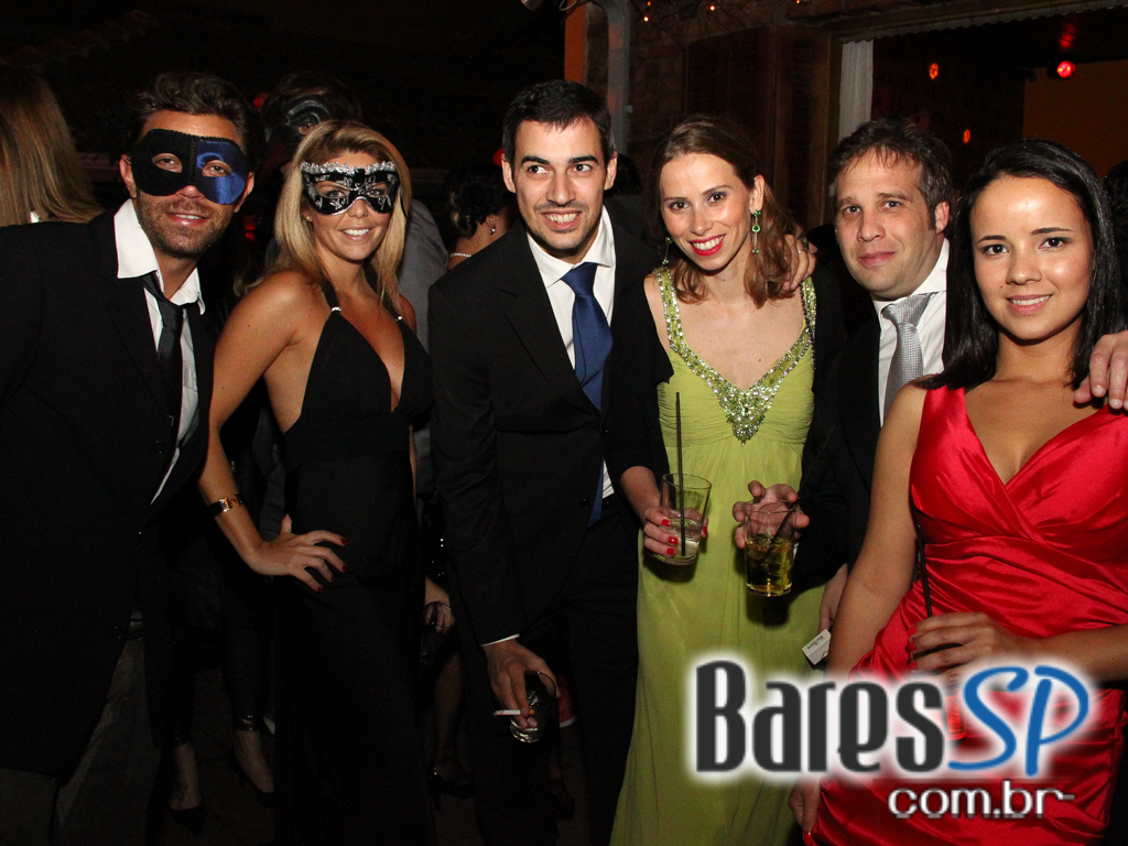 Casa 92 recebeu Festa a Fantasia que embalou a noite de quinta-feira Casa 92 recebeu Festa a Fantasia que embalou a noite de quinta-feira