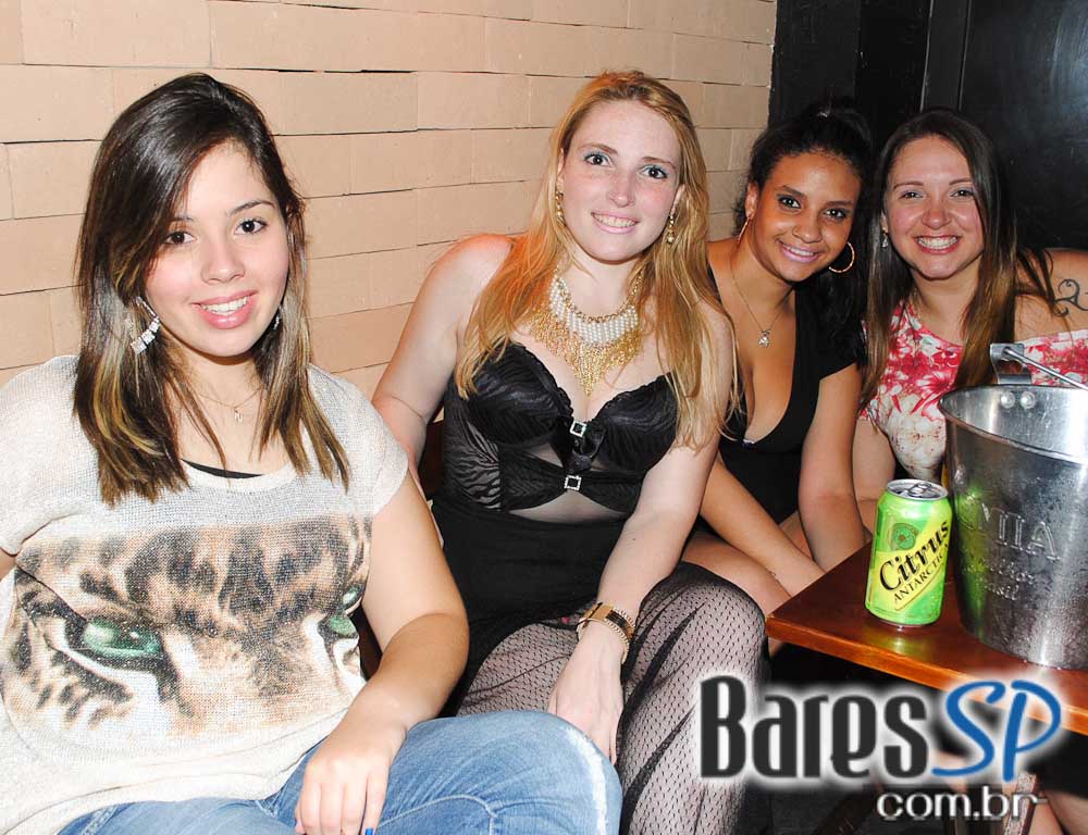 Sertanejo universitário com convidados especiais no Bar Fidelis Sertanejo universitário com convidados especiais no Bar Fidelis