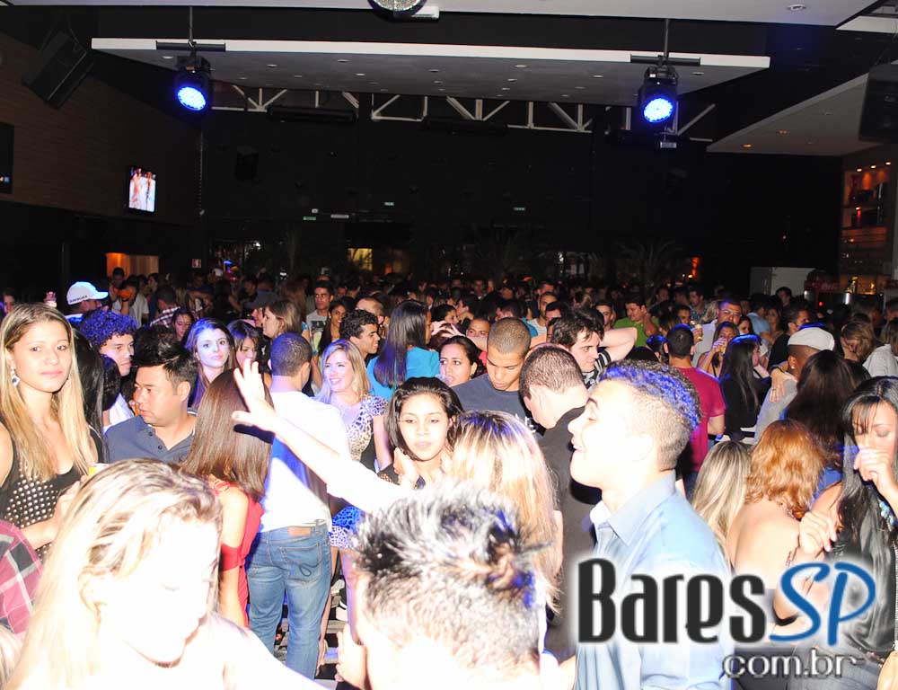 Sertanejo universitário com convidados especiais no Bar Fidelis Sertanejo universitário com convidados especiais no Bar Fidelis