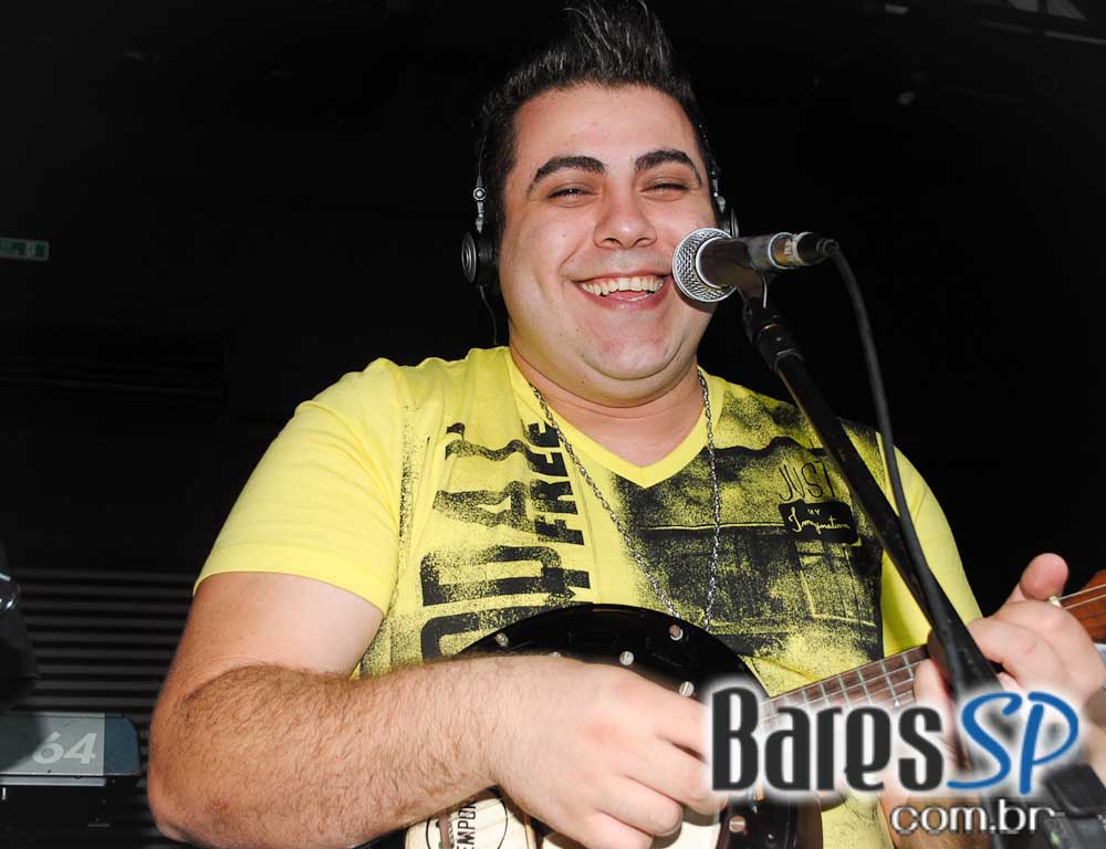 Sertanejo universitário com convidados especiais no Bar Fidelis Sertanejo universitário com convidados especiais no Bar Fidelis