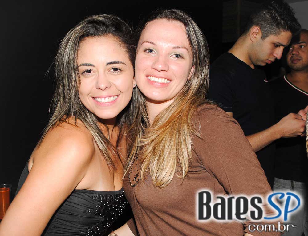 Sertanejo universitário com convidados especiais no Bar Fidelis Sertanejo universitário com convidados especiais no Bar Fidelis