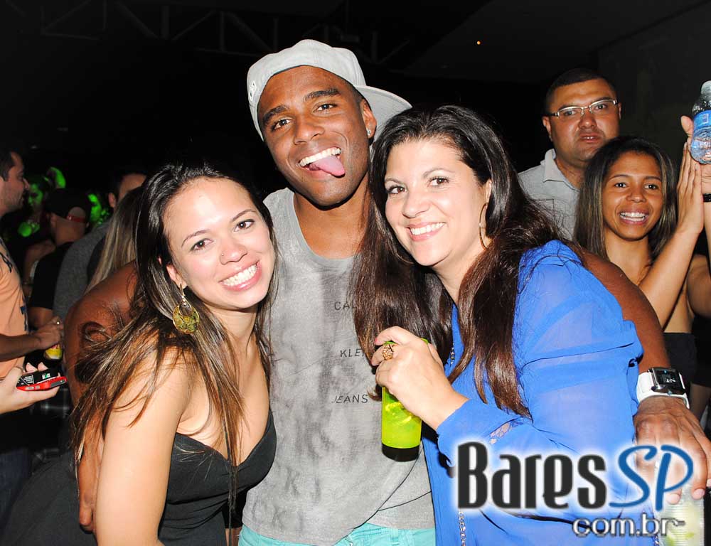 Sertanejo universitário com convidados especiais no Bar Fidelis Sertanejo universitário com convidados especiais no Bar Fidelis