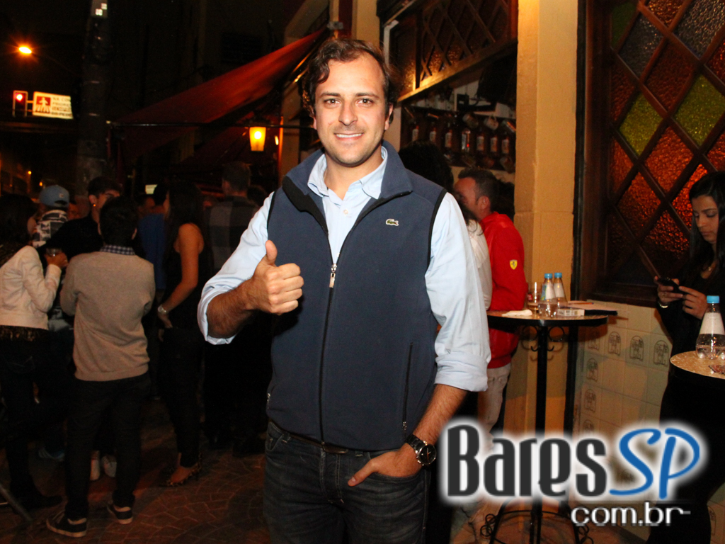 Bar Léo inaugurou anexo Escritório Central na terça-feira programação especial Bar Léo inaugurou anexo Escritório Central na terça-feira programação especial