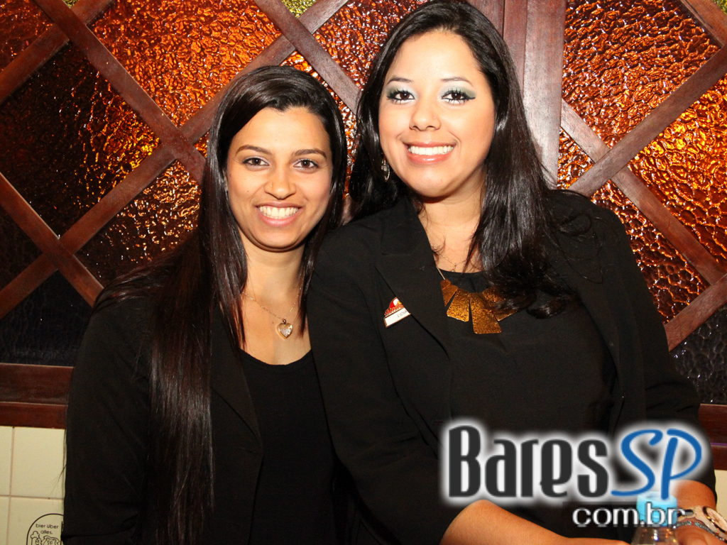 Bar Léo inaugurou anexo Escritório Central na terça-feira programação especial Bar Léo inaugurou anexo Escritório Central na terça-feira programação especial