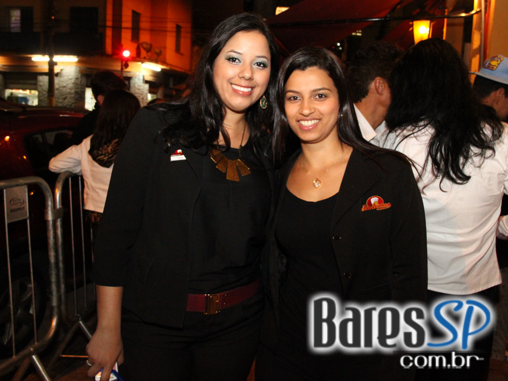 Bar Léo inaugurou anexo Escritório Central na terça-feira programação especial Bar Léo inaugurou anexo Escritório Central na terça-feira programação especial