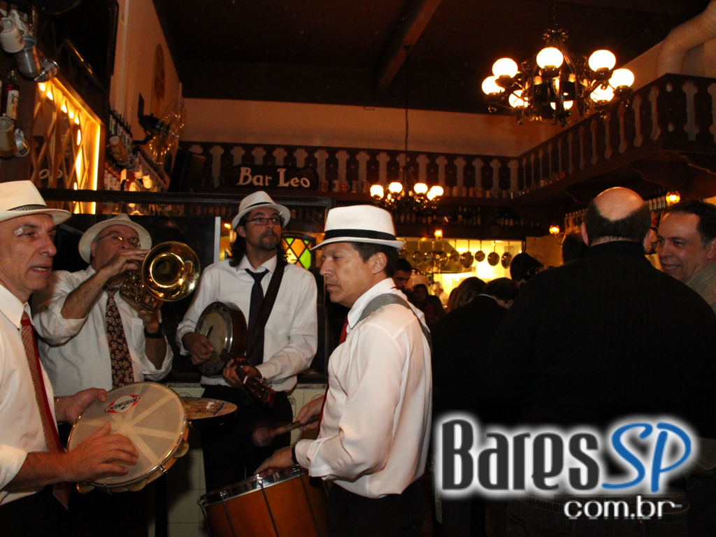 Bar Léo inaugurou anexo Escritório Central na terça-feira programação especial Bar Léo inaugurou anexo Escritório Central na terça-feira programação especial