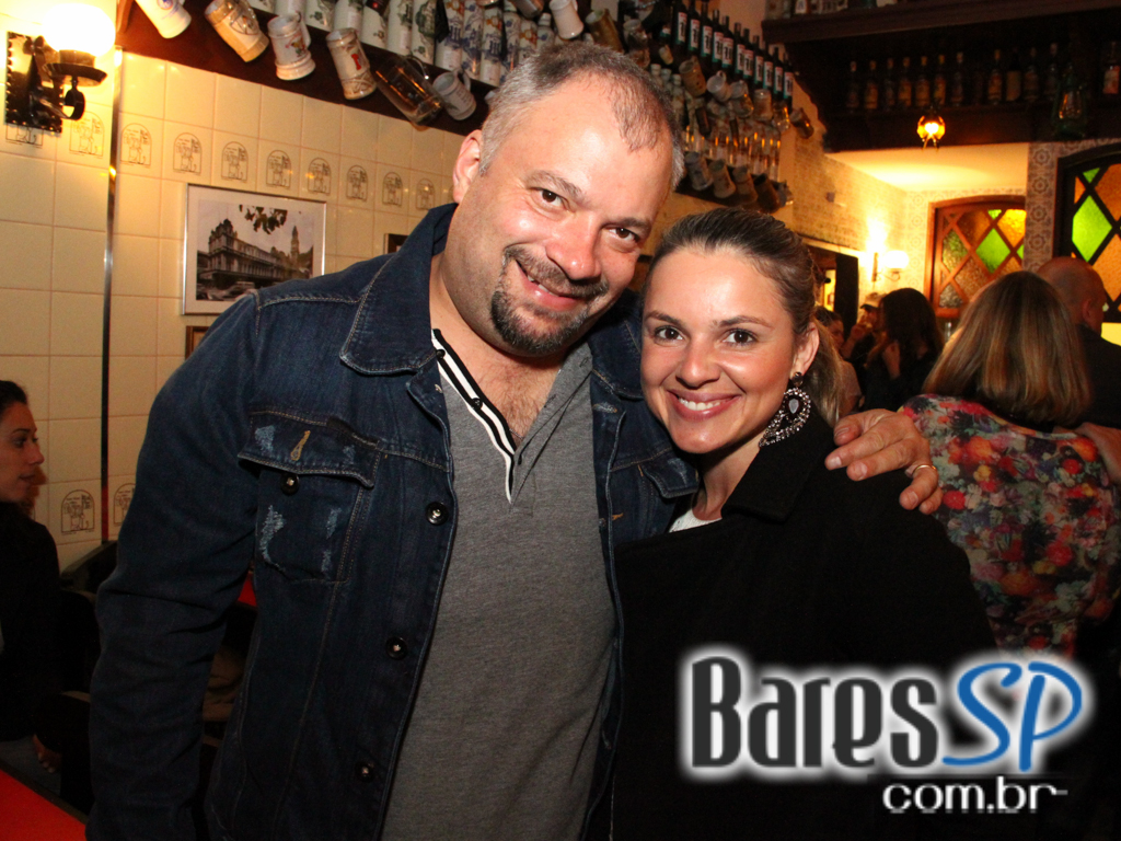 Bar Léo inaugurou anexo Escritório Central na terça-feira programação especial Bar Léo inaugurou anexo Escritório Central na terça-feira programação especial