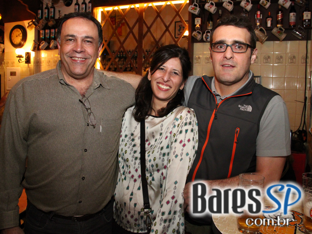 Bar Léo inaugurou anexo Escritório Central na terça-feira programação especial Bar Léo inaugurou anexo Escritório Central na terça-feira programação especial