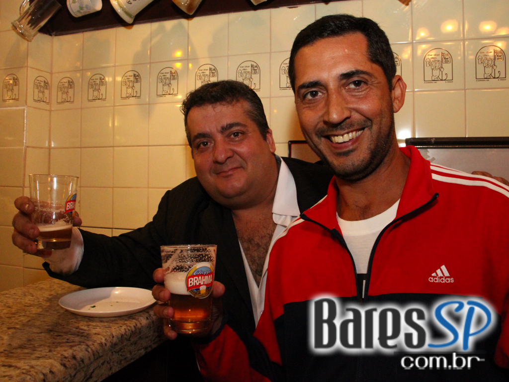 Bar Léo inaugurou anexo Escritório Central na terça-feira programação especial Bar Léo inaugurou anexo Escritório Central na terça-feira programação especial