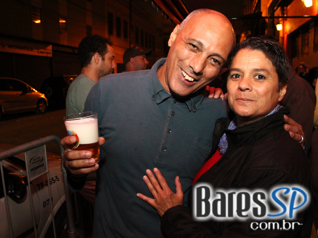 Bar Léo inaugurou anexo Escritório Central na terça-feira programação especial Bar Léo inaugurou anexo Escritório Central na terça-feira programação especial