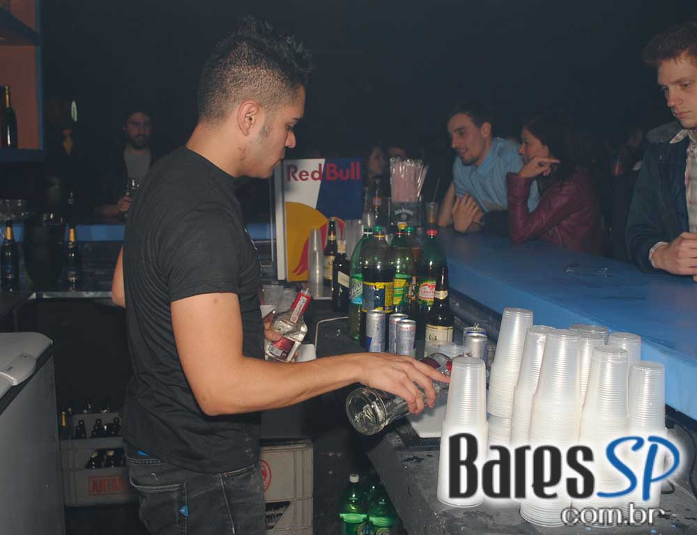 Inaugurou nesta quinta o Anexo B a mais nova balada na Rua Augusta Inaugurou nesta quinta o Anexo B a mais nova balada na Rua Augusta