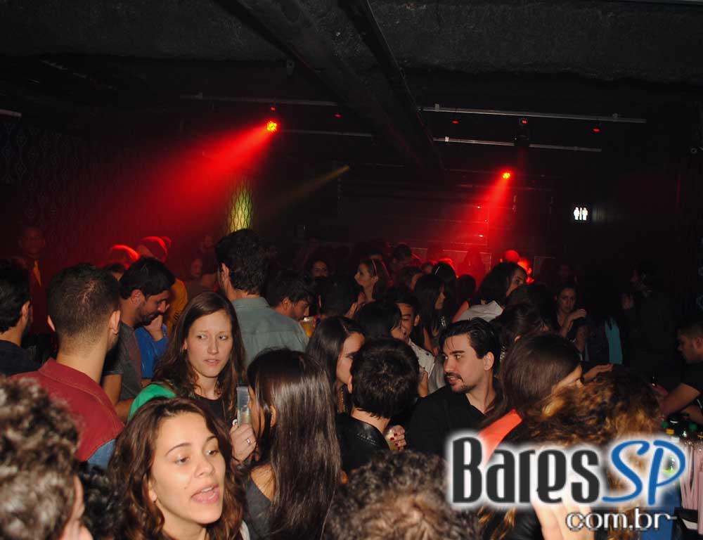 Inaugurou nesta quinta o Anexo B a mais nova balada na Rua Augusta Inaugurou nesta quinta o Anexo B a mais nova balada na Rua Augusta