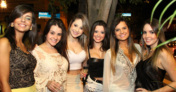 Roda de Samba da Madá, Gabriel Detilio e Ângelo Ferratti comandam o sábado do Boteco Madá