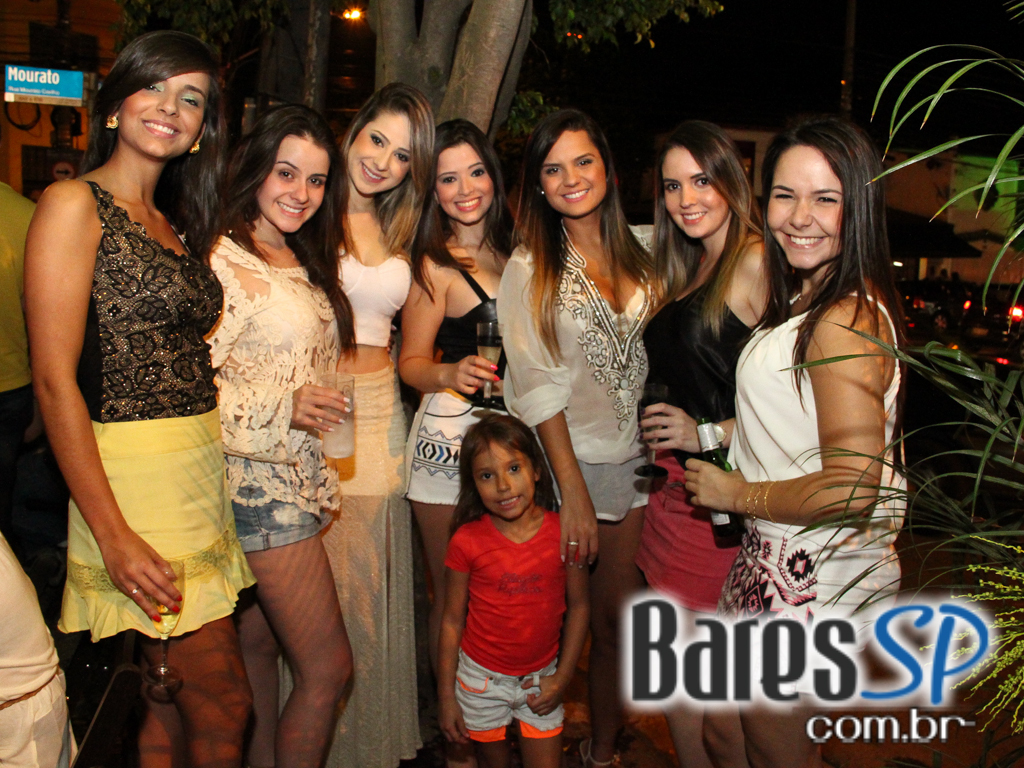 Roda de Samba da Madá, Gabriel Detilio e Ângelo Ferratti comandam o sábado do Boteco Madá Roda de Samba da Madá, Gabriel Detilio e Ângelo Ferratti comandam o sábado do Boteco Madá