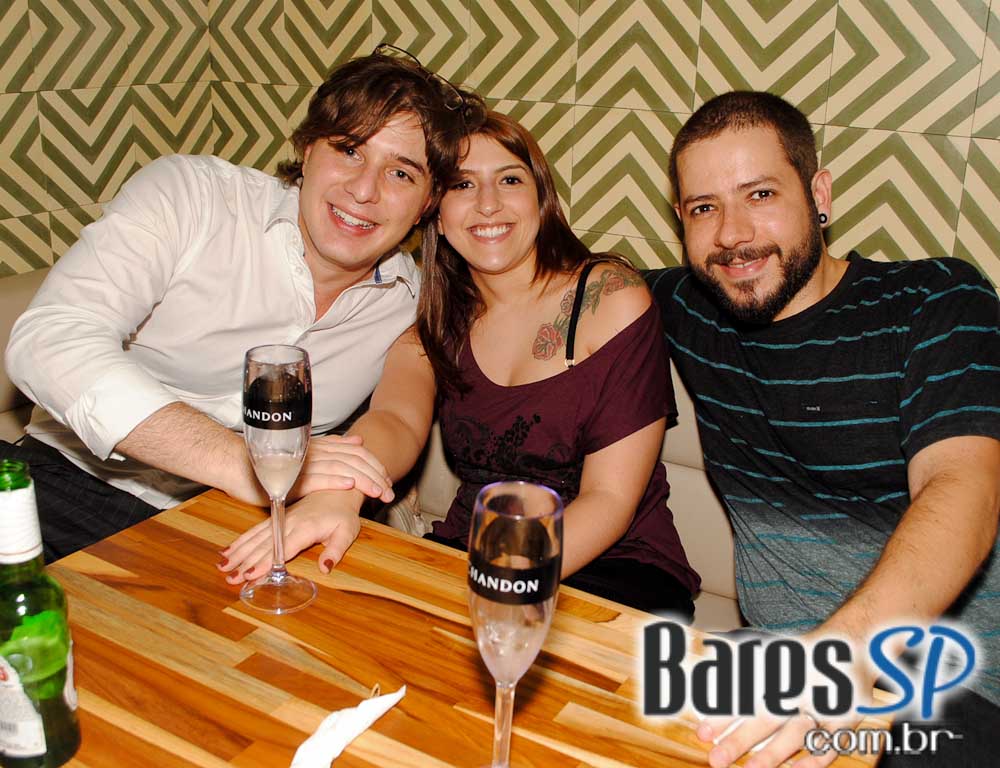 Sushibol Lounge inaugurou unidade no bairro no Itaim com variedade no cardápio Sushibol Lounge inaugurou unidade no bairro no Itaim com variedade no cardápio