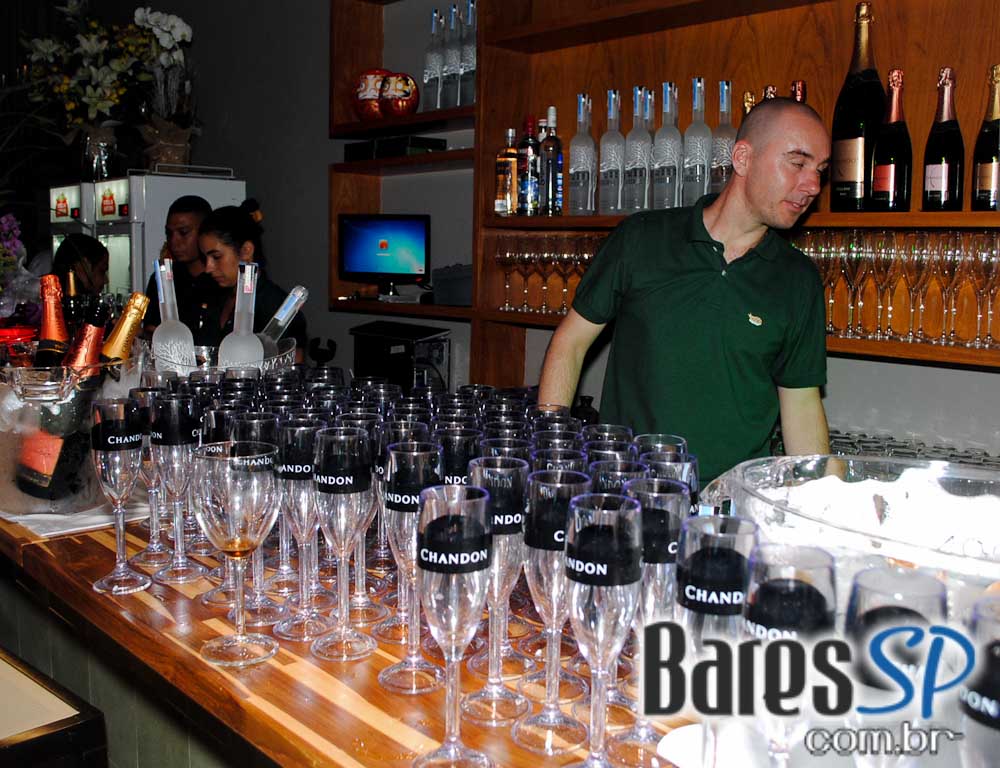 Sushibol Lounge inaugurou unidade no bairro no Itaim com variedade no cardápio Sushibol Lounge inaugurou unidade no bairro no Itaim com variedade no cardápio