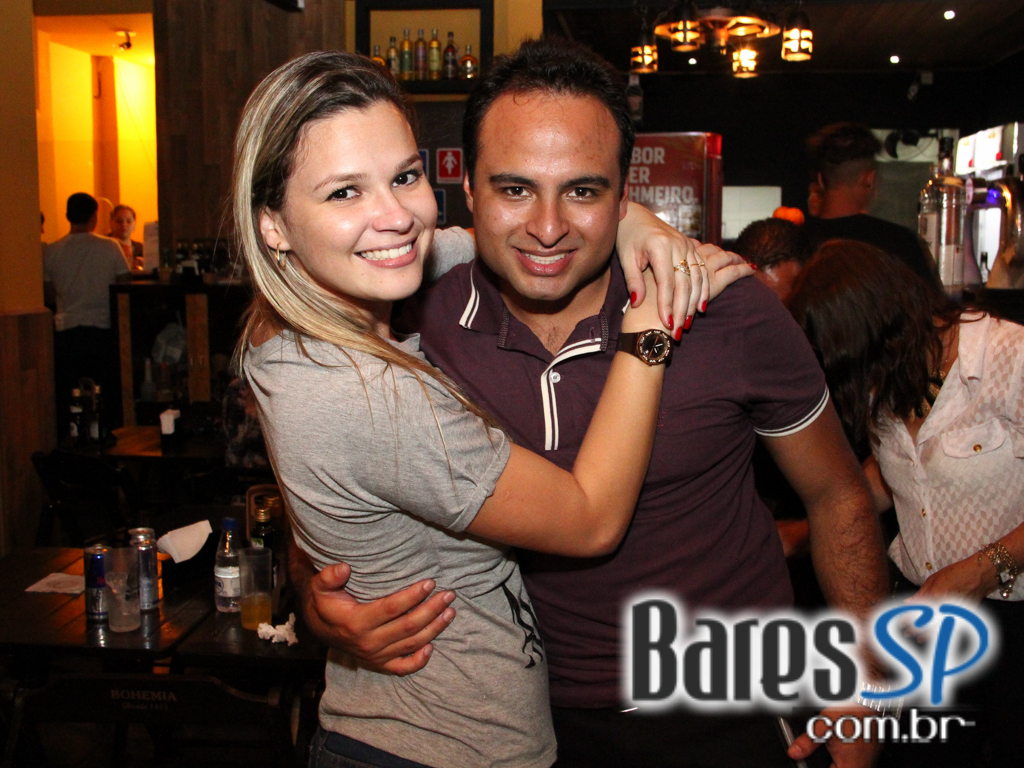 Roda de Samba da Madá, Gabriel Detilio e Ângelo Ferratti comandaram o sábado no Boteco Madá Roda de Samba da Madá, Gabriel Detilio e Ângelo Ferratti comandaram o sábado no Boteco Madá