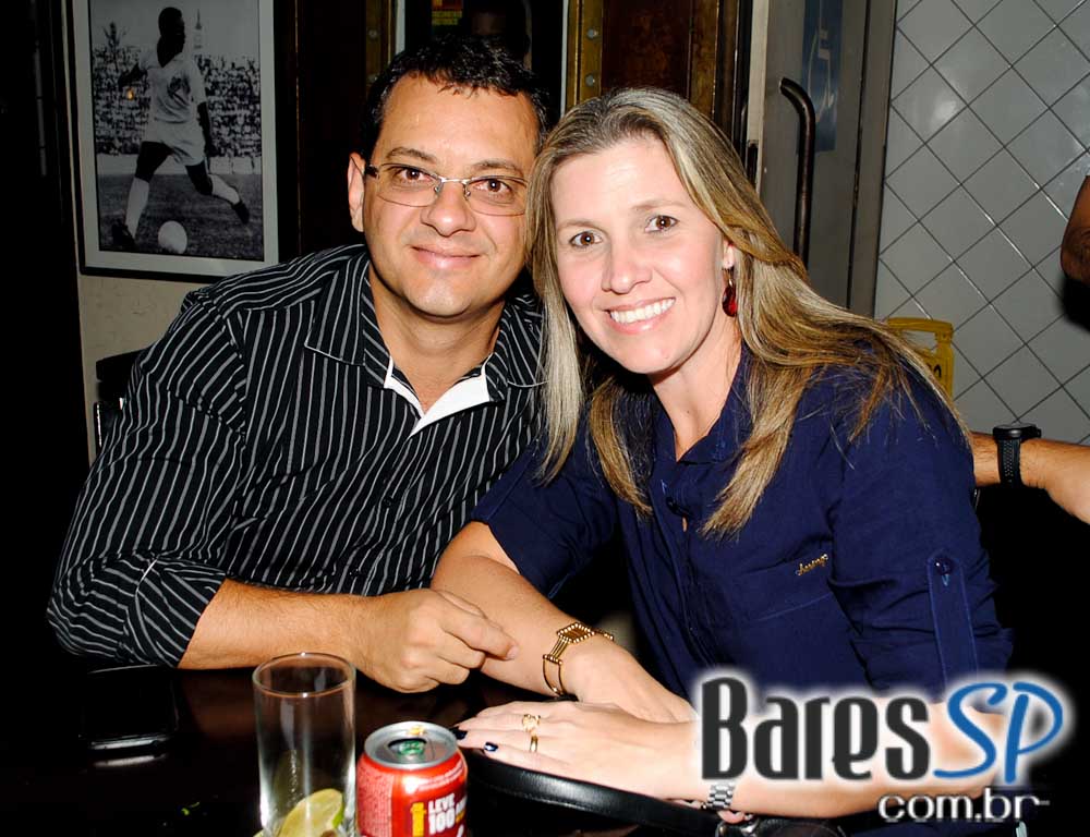 Feriado com descontração e variedades de petiscos e bebidas no Posto 6 Feriado com descontração e variedades de petiscos e bebidas no Posto 6