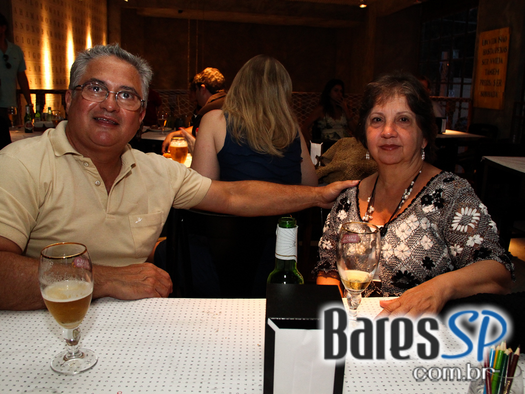 Nova Quintana Bar Inaugurou nesta quarta-feira Nova Quintana Bar Inaugurou nesta quarta-feira