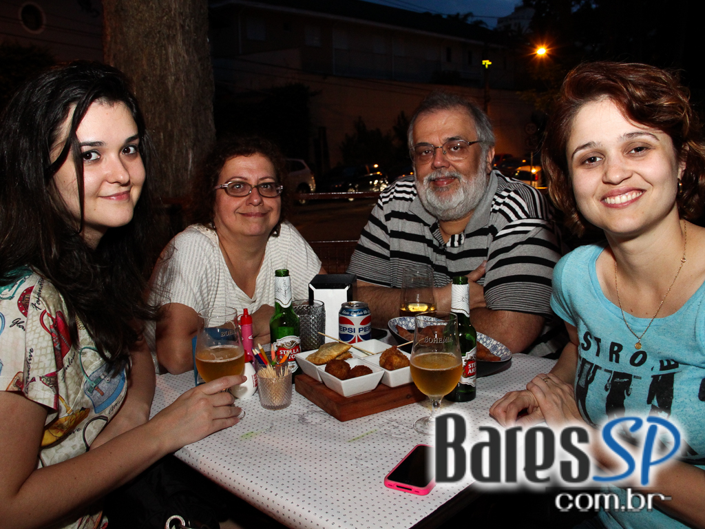 Nova Quintana Bar Inaugurou nesta quarta-feira Nova Quintana Bar Inaugurou nesta quarta-feira