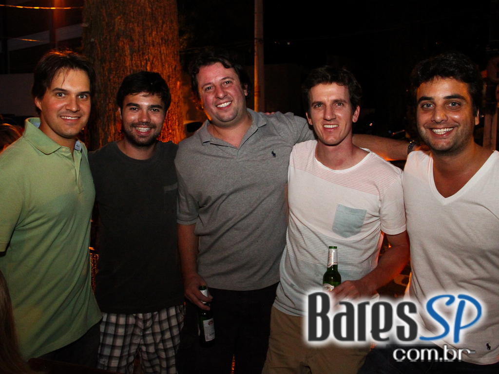 Nova Quintana Bar Inaugurou nesta quarta-feira Nova Quintana Bar Inaugurou nesta quarta-feira