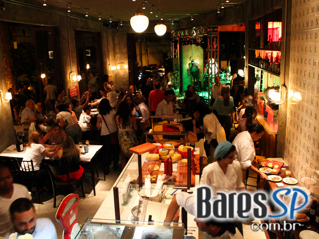 Nova Quintana Bar Inaugurou nesta quarta-feira Nova Quintana Bar Inaugurou nesta quarta-feira