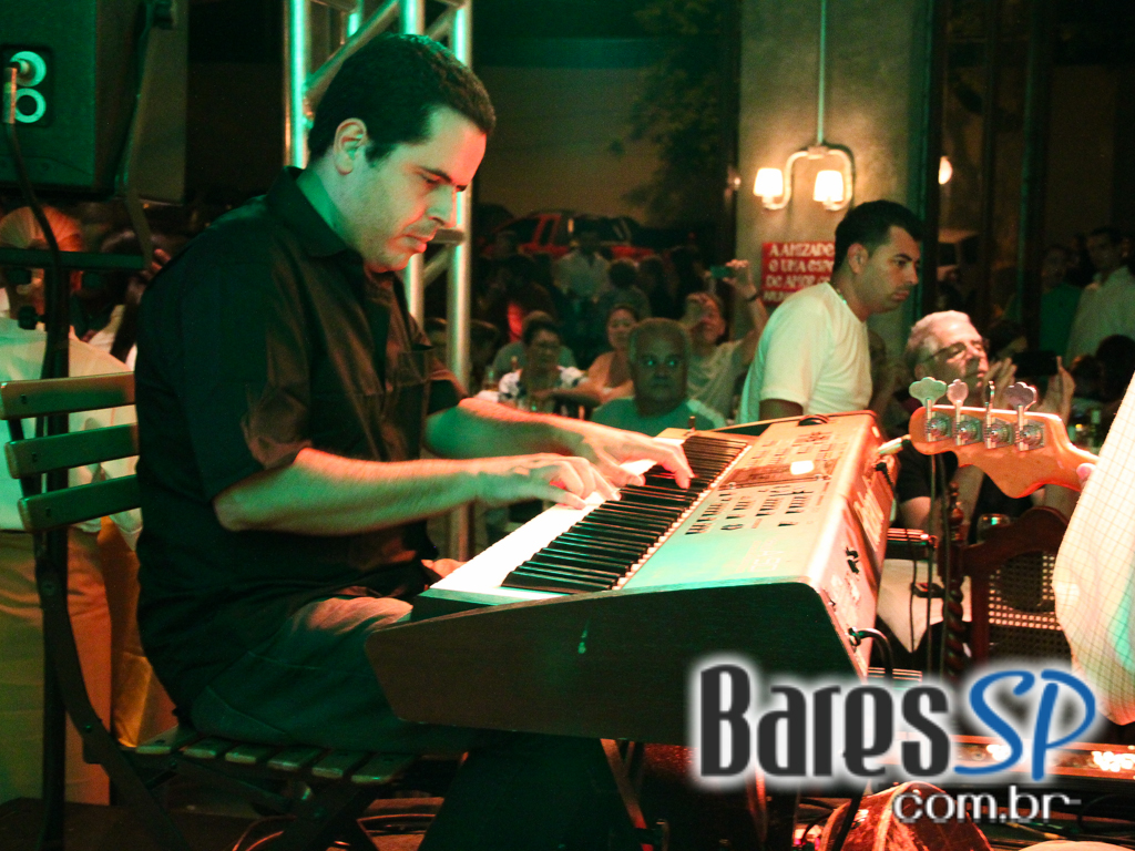 Nova Quintana Bar Inaugurou nesta quarta-feira Nova Quintana Bar Inaugurou nesta quarta-feira