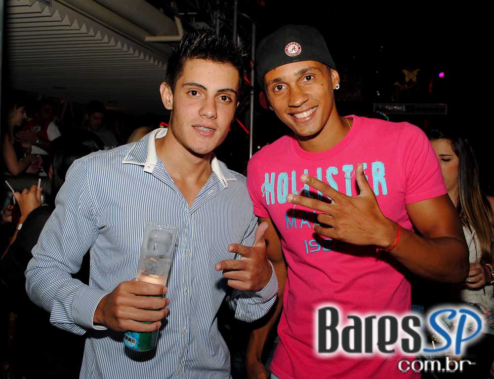 A Lanterna embalou a noite de sexta-feira com atrações especiais A Lanterna embalou a noite de sexta-feira com atrações especiais