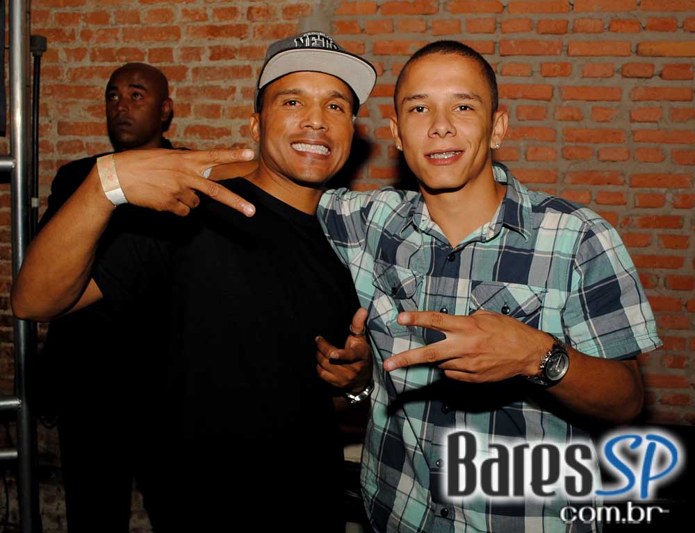 A Lanterna embalou a noite de sexta-feira com atrações especiais A Lanterna embalou a noite de sexta-feira com atrações especiais