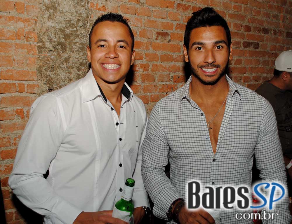 A Lanterna embalou a noite de sexta-feira com atrações especiais A Lanterna embalou a noite de sexta-feira com atrações especiais