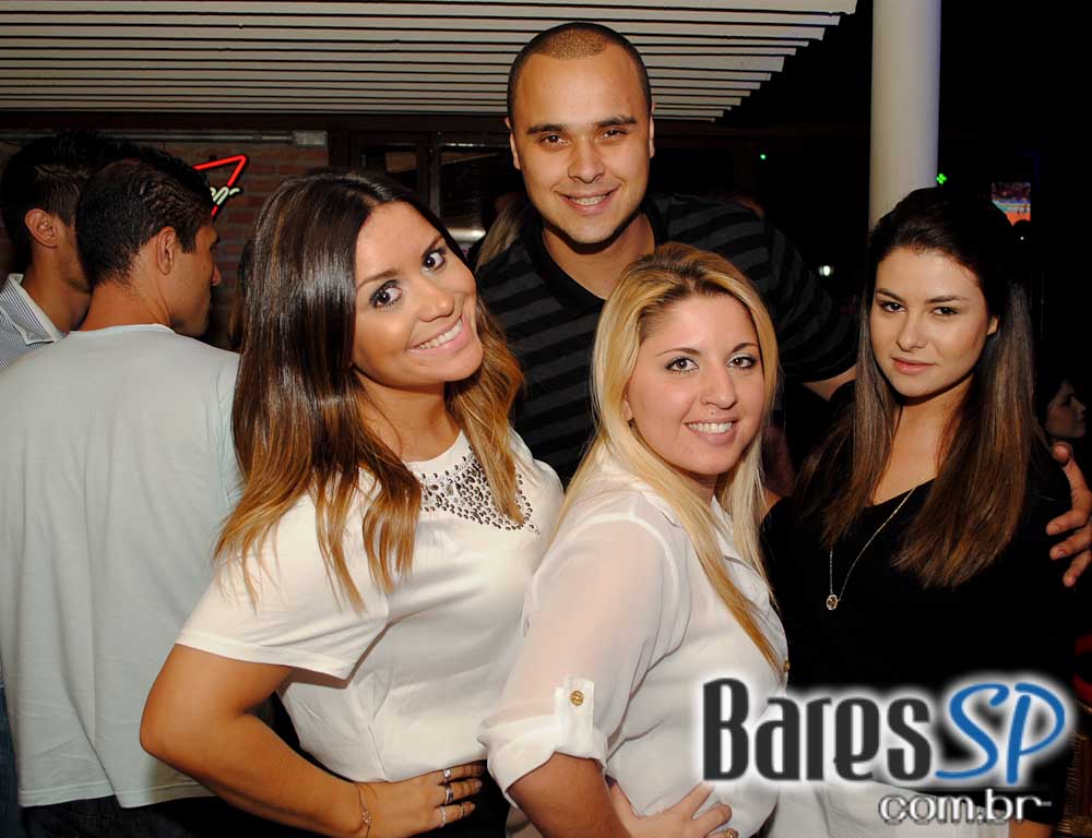 A Lanterna embalou a noite de sexta-feira com atrações especiais A Lanterna embalou a noite de sexta-feira com atrações especiais