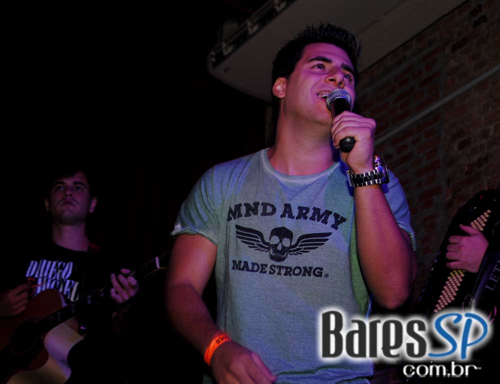 A Lanterna embalou a noite de sexta-feira com atrações especiais A Lanterna embalou a noite de sexta-feira com atrações especiais