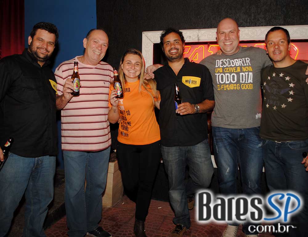 Marca Mr. Beer lançou nova linha de cervejas Santa Muerte em parceria do estúdio Tattoo You na terça-feira Marca Mr. Beer lançou nova linha de cervejas Santa Muerte em parceria do estúdio Tattoo You na terça-feira