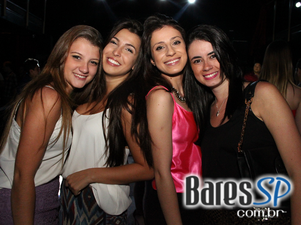 Outlaws comemorou 1 ano com show de Naldo Benny e DJ Puff na quinta-feira Outlaws comemorou 1 ano com show de Naldo Benny e DJ Puff na quinta-feira