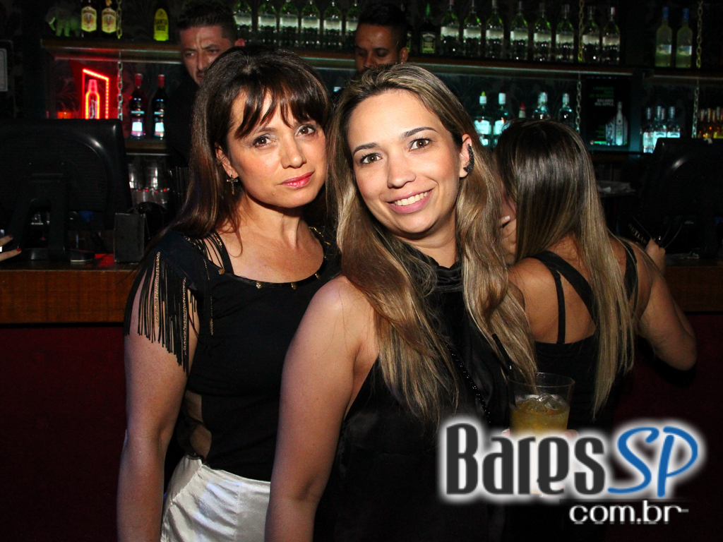 Outlaws comemorou 1 ano com show de Naldo Benny e DJ Puff na quinta-feira Outlaws comemorou 1 ano com show de Naldo Benny e DJ Puff na quinta-feira