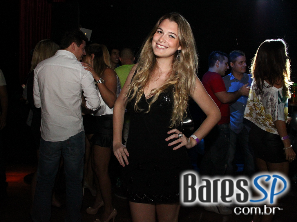 Outlaws comemorou 1 ano com show de Naldo Benny e DJ Puff na quinta-feira Outlaws comemorou 1 ano com show de Naldo Benny e DJ Puff na quinta-feira